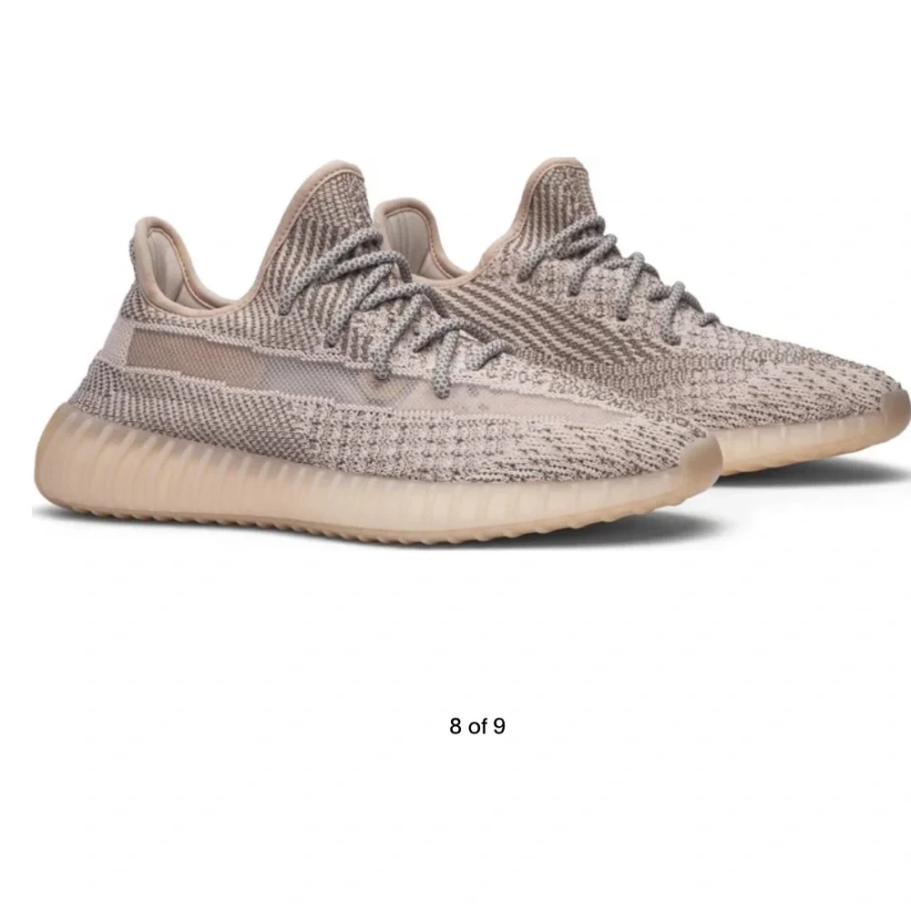 Yeezy Boost 350 V2 - Picture 1 of 9